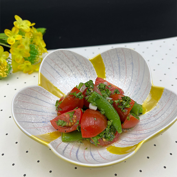 土からキッチン～『ミニトマトとスナップエンドウの新にんにくサラダ』～健腸レシピ