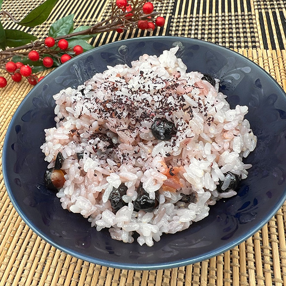 土からキッチン～『黒豆と梅干のおこわ』～健腸レシピ